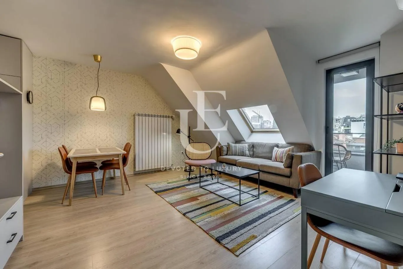 Paris A Sunny 2- Bedroom Apartment With Parking 索菲亞 保加利亚